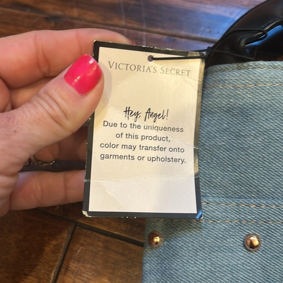 Victoria's Secret NWT Beach Casual Denim Tote Large Travel Weekend Shoulder Bag - Picture 7 of 9
